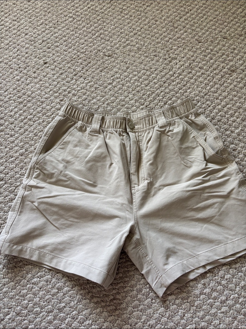 The Southern Shirt Company Men's Light Khaki Flat Front Shorts